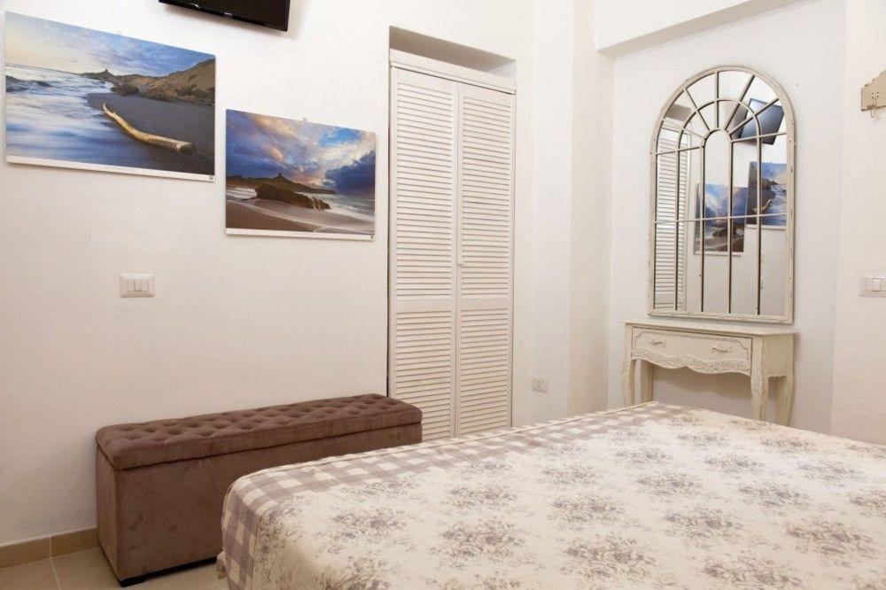 Guest House Acuario Torre Grande Exterior photo